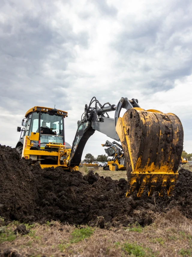 Not sure if you need an excavator or a skid steer?🧐 
The John Deere 315SL gives you the best of both worlds. It handles digging, loading and tight‑area work with one machine. The powered sideshift helps you work closer to obstacles, and the smooth shifting keeps everything moving on busy jobsites.
One machine. More possibilities.