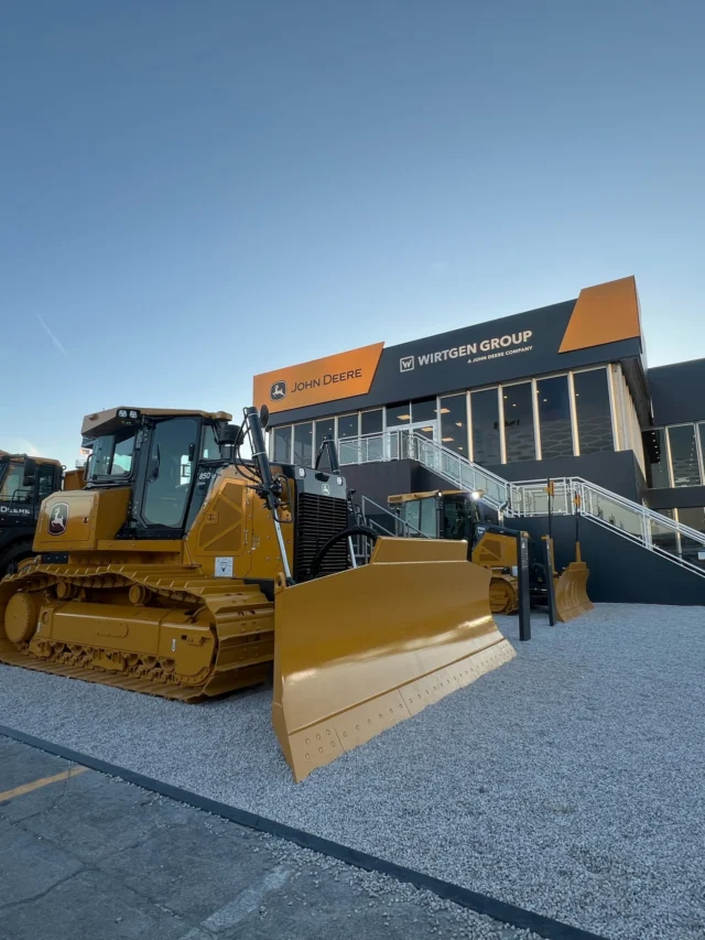 CONEXPO-CON/AGG photo dump 🚜✨

Some of the coolest new John Deere tech from the show. Smart, powerful and looking ready to work.

Can't wait to see this gear on Australian shores🔥